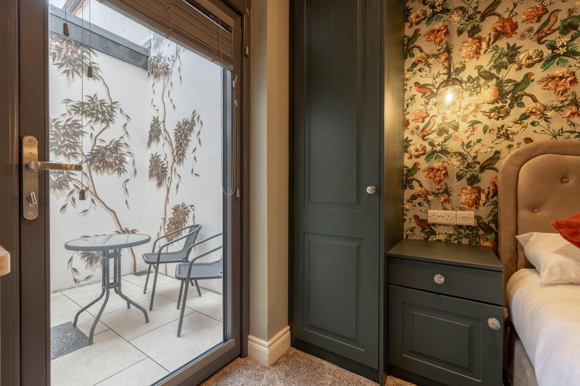 Boutique Stays At 78 Bangor  Exteriör bild